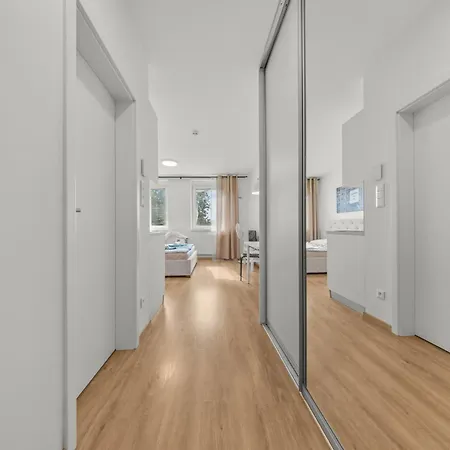 Apartmán Air Conditioned 1 With Parking, New Building, Ruzinov