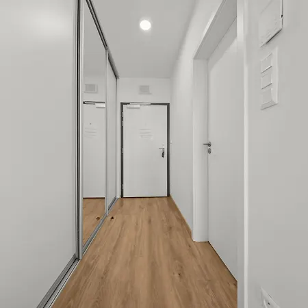 Apartmán Air Conditioned 1 With Parking, New Building, Ruzinov Bratislava